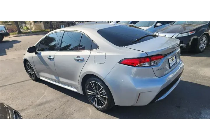 $18499 : 2020 Corolla image 5