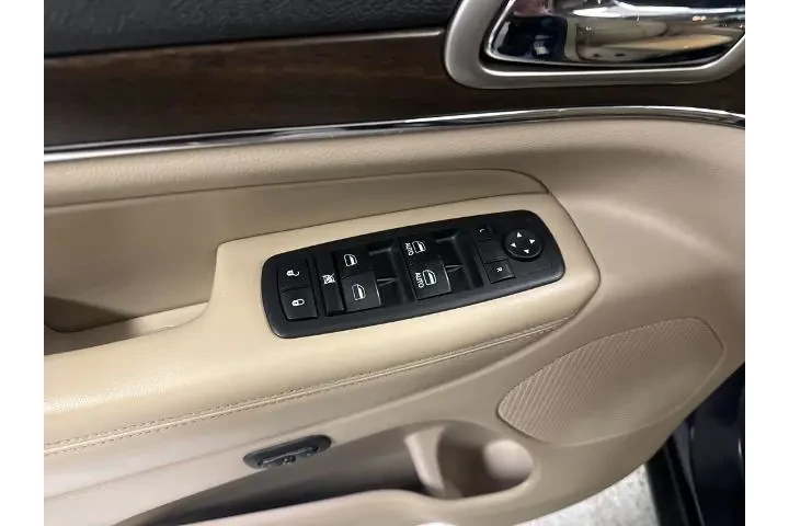 $14502 : Jeep Grand Cherokee 2017 4x4 image 5