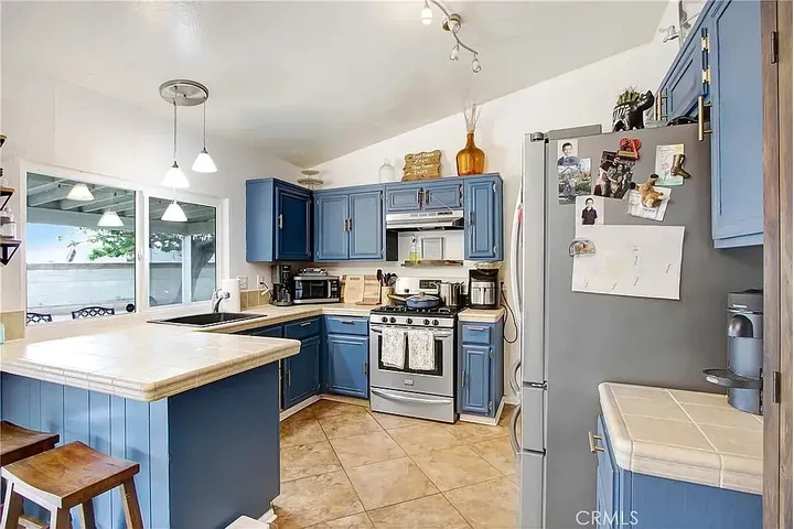 $1275 : Rialto- Listo image 5