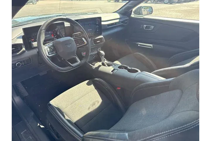 $29197 : Ford Mustang 2024 EcoBoost P image 7