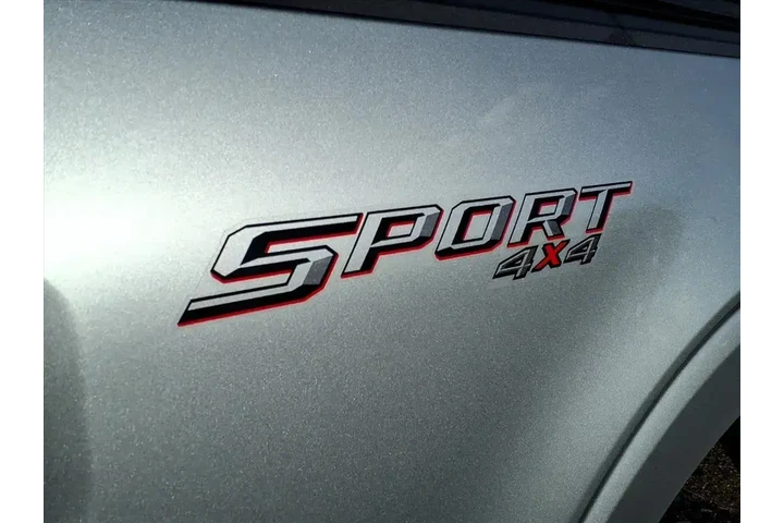 $37950 : Ford F-150 2023 4x4 XLT 4dr image 9