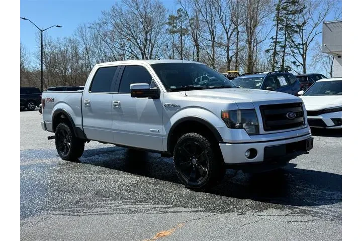 $13900 : Ford F-150 2013 4x4 FX4 4dr image 2