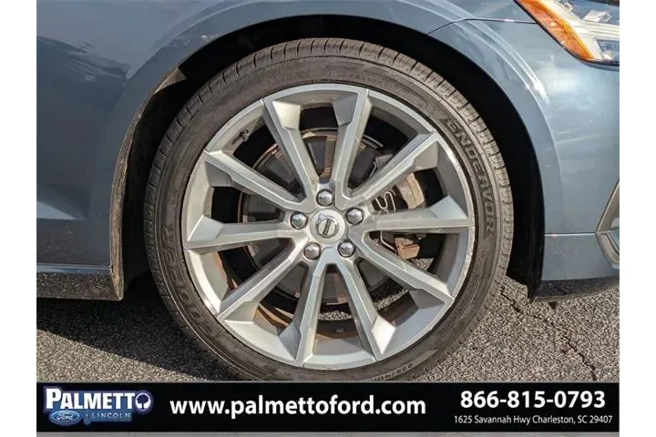 $19995 : Volvo S60 2021 T5 Momentum 4 image 9