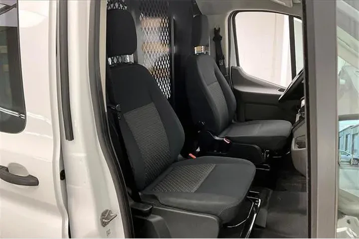 $32990 : Ford Transit 2024 250 3dr SW image 7