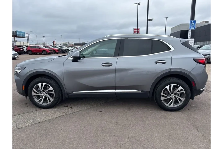 $25499 : 2022 Envision Essence image 8