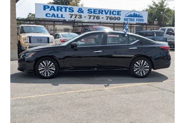 $20653 : Nissan Altima 2024 2.5 SV 4d image 7