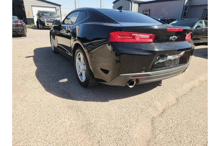 $12995 : 2017 Camaro LT image 3