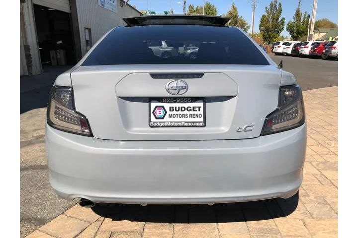 $9990 : 2011 tC Sports Coupe 6-Spd AT image 4