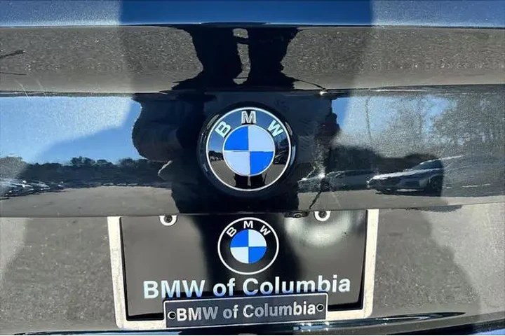 $38955 : BMW 2 Series 2025 AWD 230i x image 10