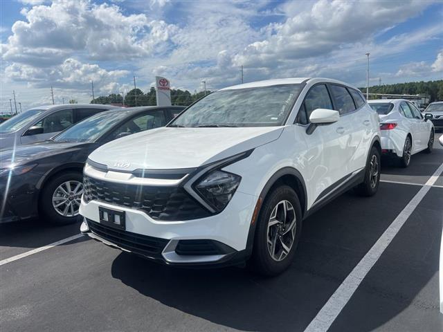 $22990 : PRE-OWNED 2023 KIA SPORTAGE LX image 5