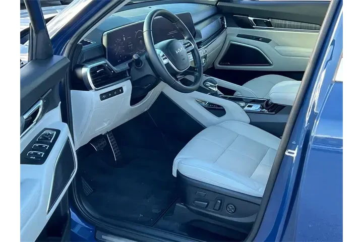 $39930 : Kia Telluride 2025 SX 4dr SU image 9