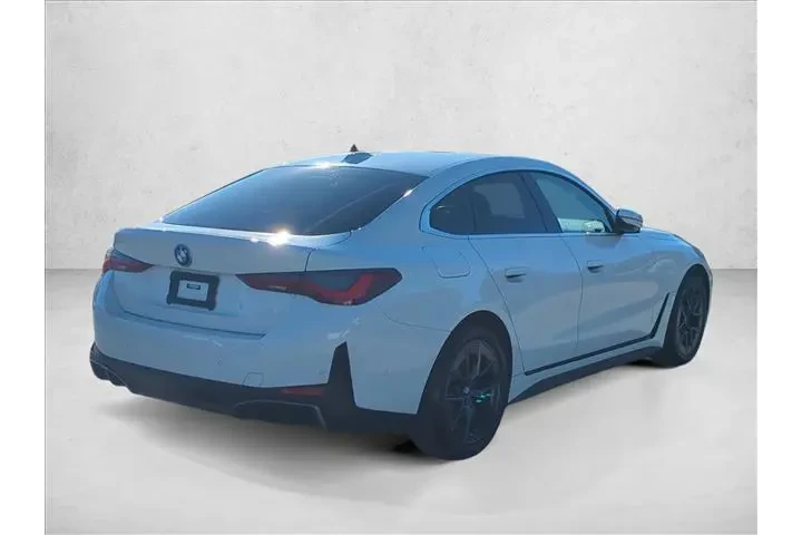 $33972 : BMW i4 2023 eDrive35 Gran Co image 5