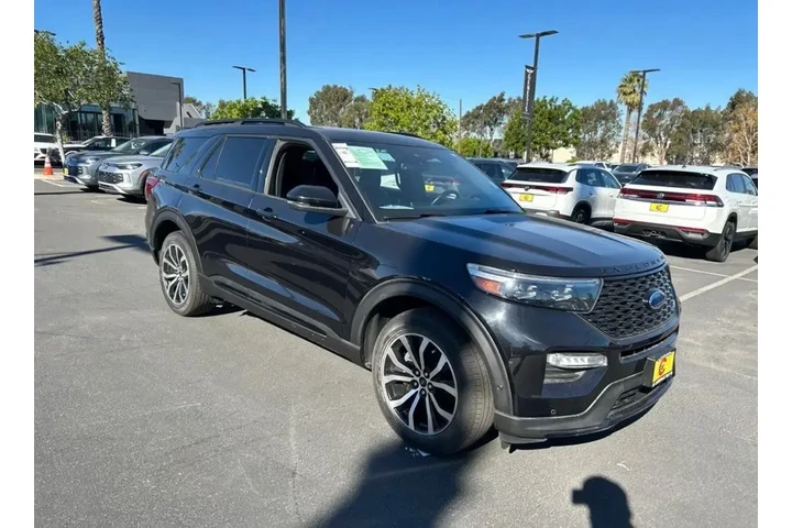 $34889 : Ford Explorer 2021 AWD ST 4d image 3