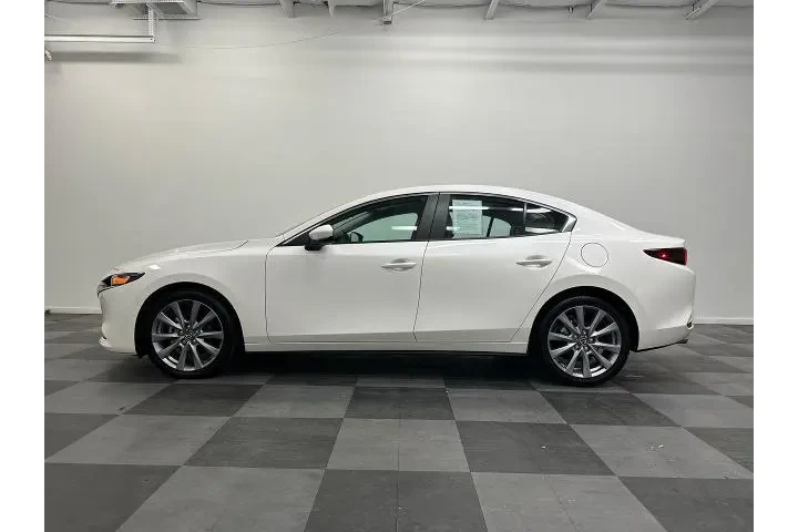 $24500 : Mazda Mazda3 Sedan 2025 2.5 image 4