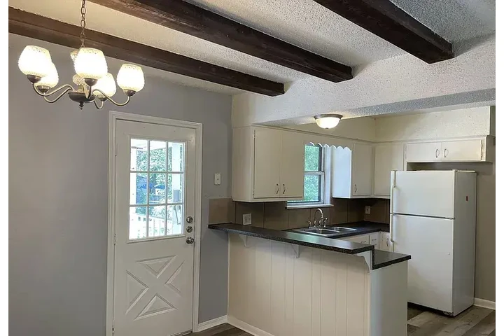 $1400 : HOME FOR RENT IN AUSTIN TX image 6