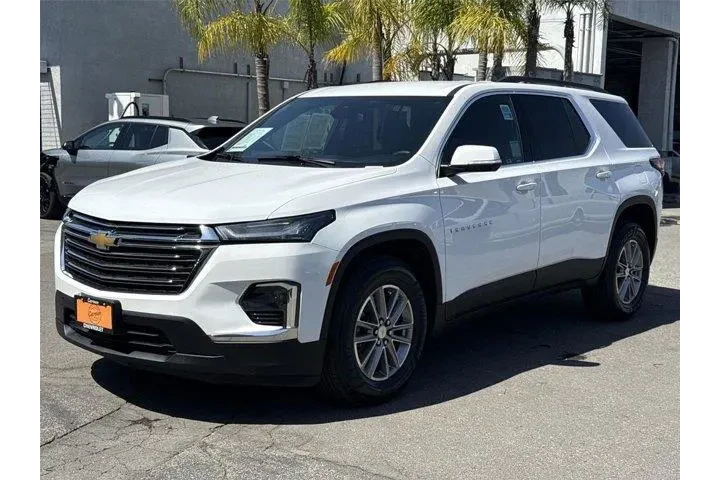 $29287 : Chevrolet Traverse 2023 LT C image 7