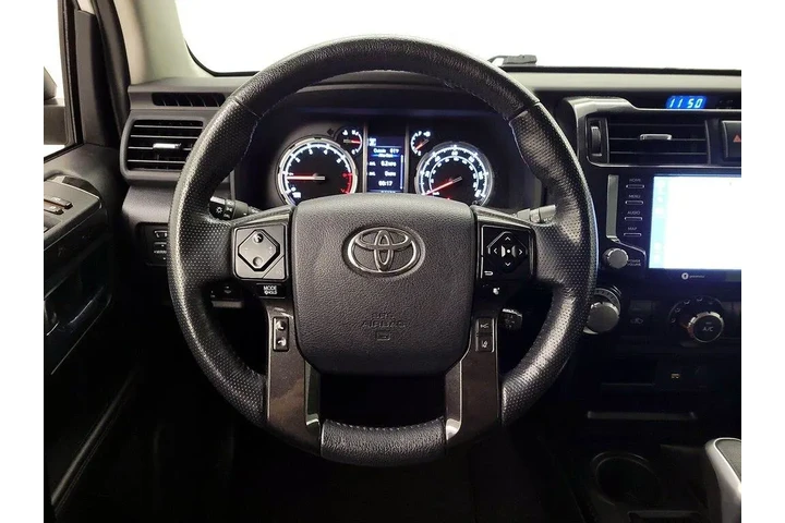 $39998 : Toyota 4Runner 2023 4x4 TRD image 10