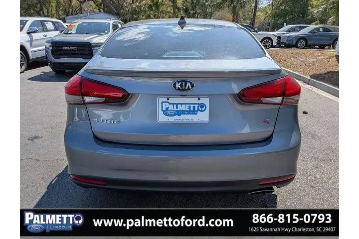 $10997 : Kia Forte 2017 S 4dr Sedan image 4