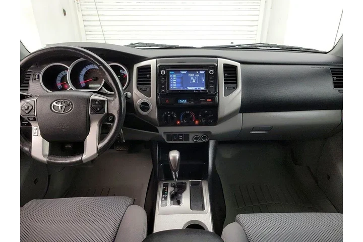 $26998 : Toyota Tacoma 2014 4x4 V6 4d image 9