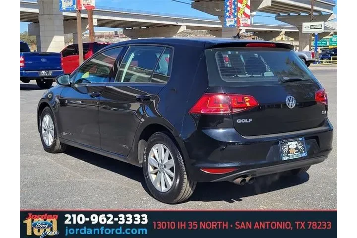 $8815 : Volkswagen Golf 2016 TSI S 4 image 3
