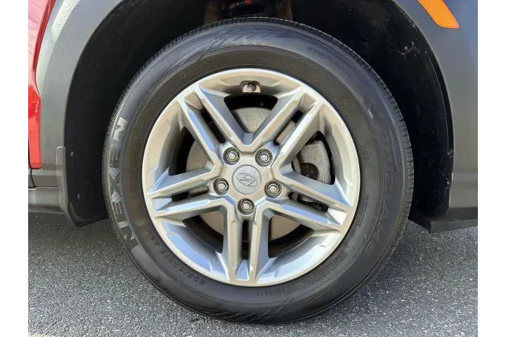 $18998 : Hyundai KONA 2023 AWD SE 4dr image 6