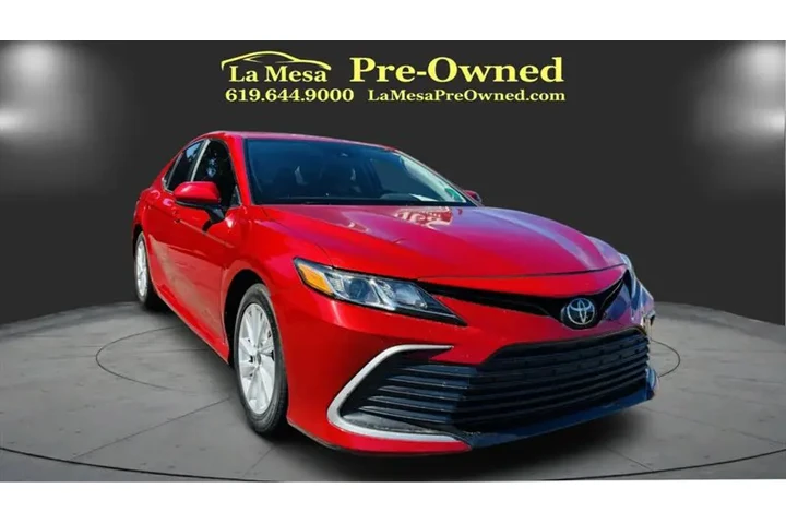 $17995 : 2023 Camry LE image 4