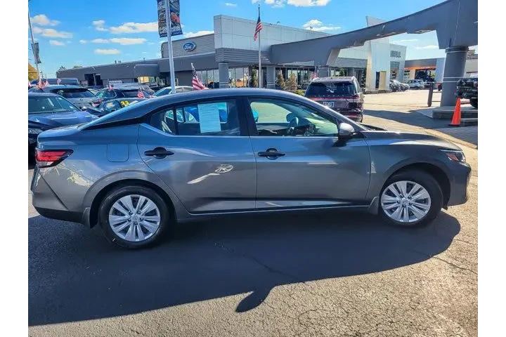 $24880 : Nissan Sentra 2025 S 4dr Sed image 9