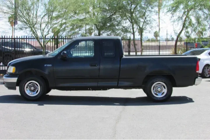 $7995 : 2002 F-150 XLT image 5