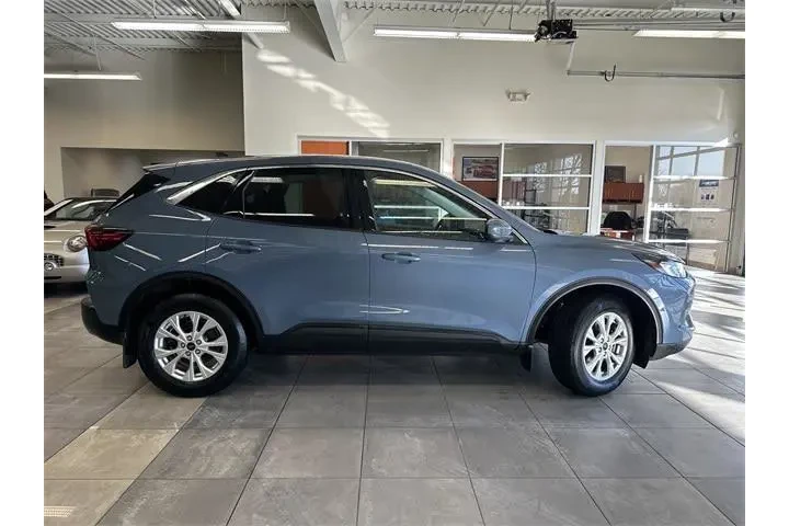 $23500 : Ford Escape 2023 AWD Active image 8