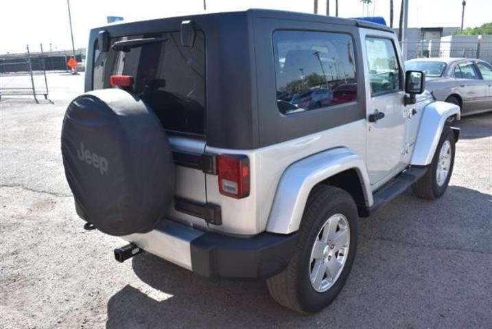 $10795 : 2010 Wrangler Sahara 4WD image 3