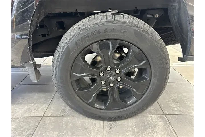 $40000 : Ford F-150 2022 4x4 XLT 4dr image 5