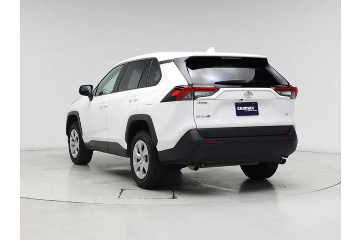 $28998 : Toyota RAV4 2024 LE 4dr SUV image 2