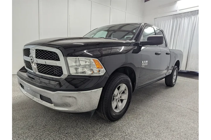 $29997 : Ram 1500 Classic 2024 4x2 SL image 5