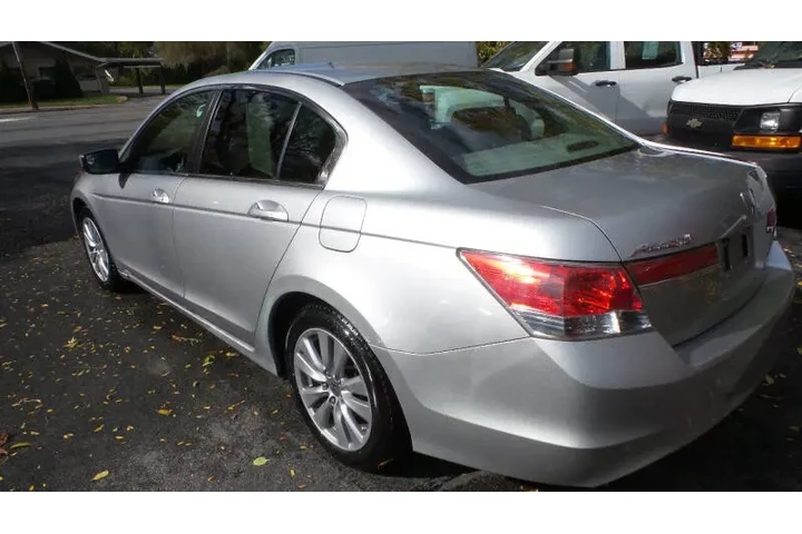 $6700 : 2011 Accord EX image 7