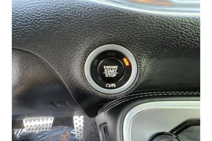 $18999 : Dodge Challenger 2022 SXT 2d image 8