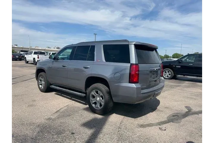 $25982 : Chevrolet Tahoe 2018 4x4 LT image 5