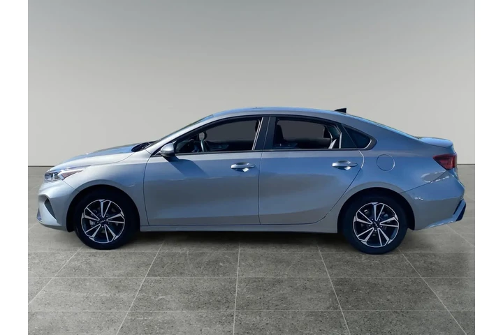 $23340 : Kia Forte 2023 image 2