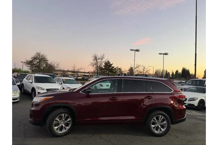 $19995 : Toyota Highlander 2015 XLE 4 image 4