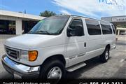 $7995 : 2006 Econoline Wagon E-350 Su thumbnail