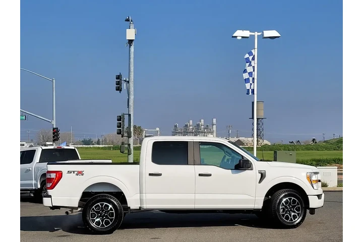 $39900 : Ford F-150 2022 4x4 XL 4dr S image 3