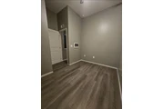 $700 : Cuarto en South Central thumbnail