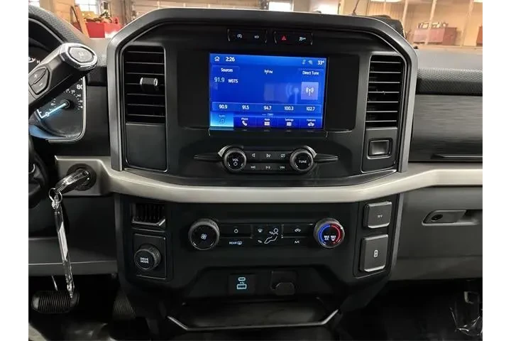 $29122 : Ford F-150 2023 4x2 XLT 4dr image 8