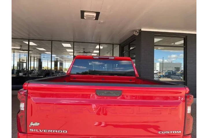 $30486 : Chevrolet Silverado 1500 202 image 5