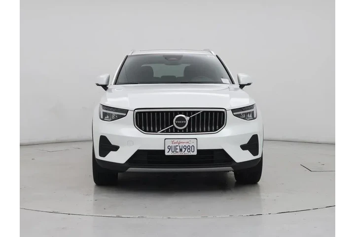 $28998 : Volvo XC40 2025 AWD B5 Core image 5