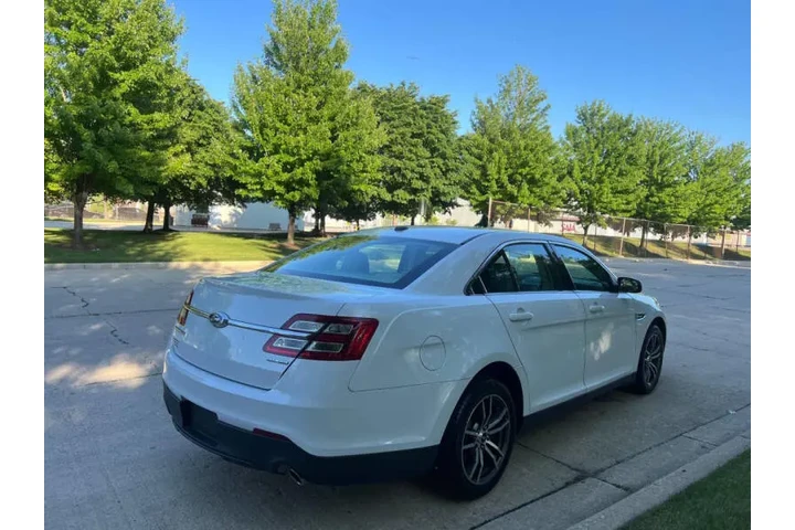 $11997 : 2018 Taurus SE image 7