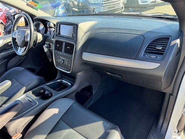 $16995 : 2019 Grand Caravan image 6