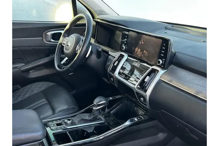 $25997 : Kia Sorento 2021 AWD SX Pres image 6