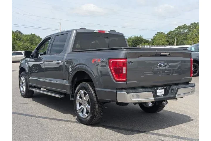 $39992 : Ford F-150 2022 4x4 XL 4dr S image 5