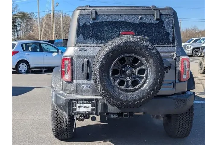 $39992 : Ford Bronco 2022 4x4 Base Ad image 4