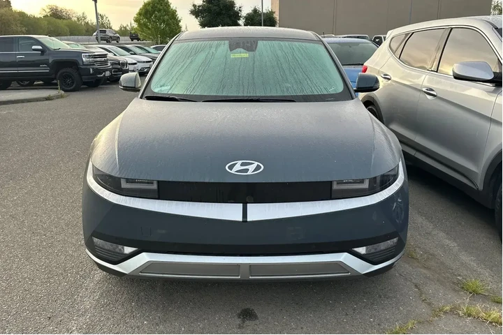 $25990 : Hyundai IONIQ 5 2024 SEL 4dr image 3